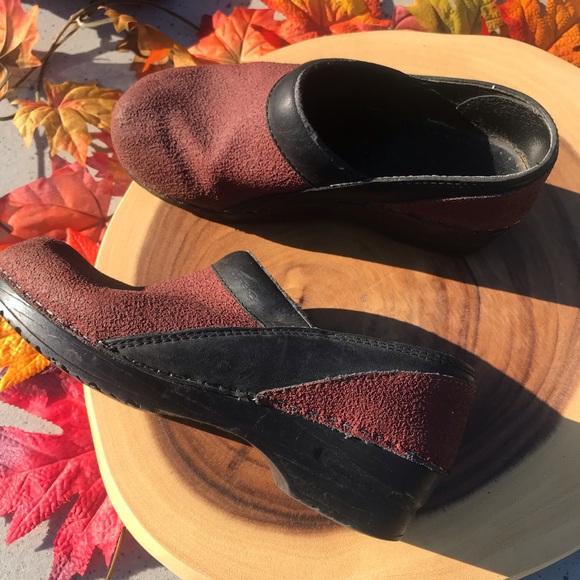 Dansko Color Block Career Clog - Picture 1 of 8